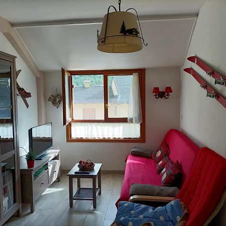 Apartamento Aranones Canfranc Exterior foto