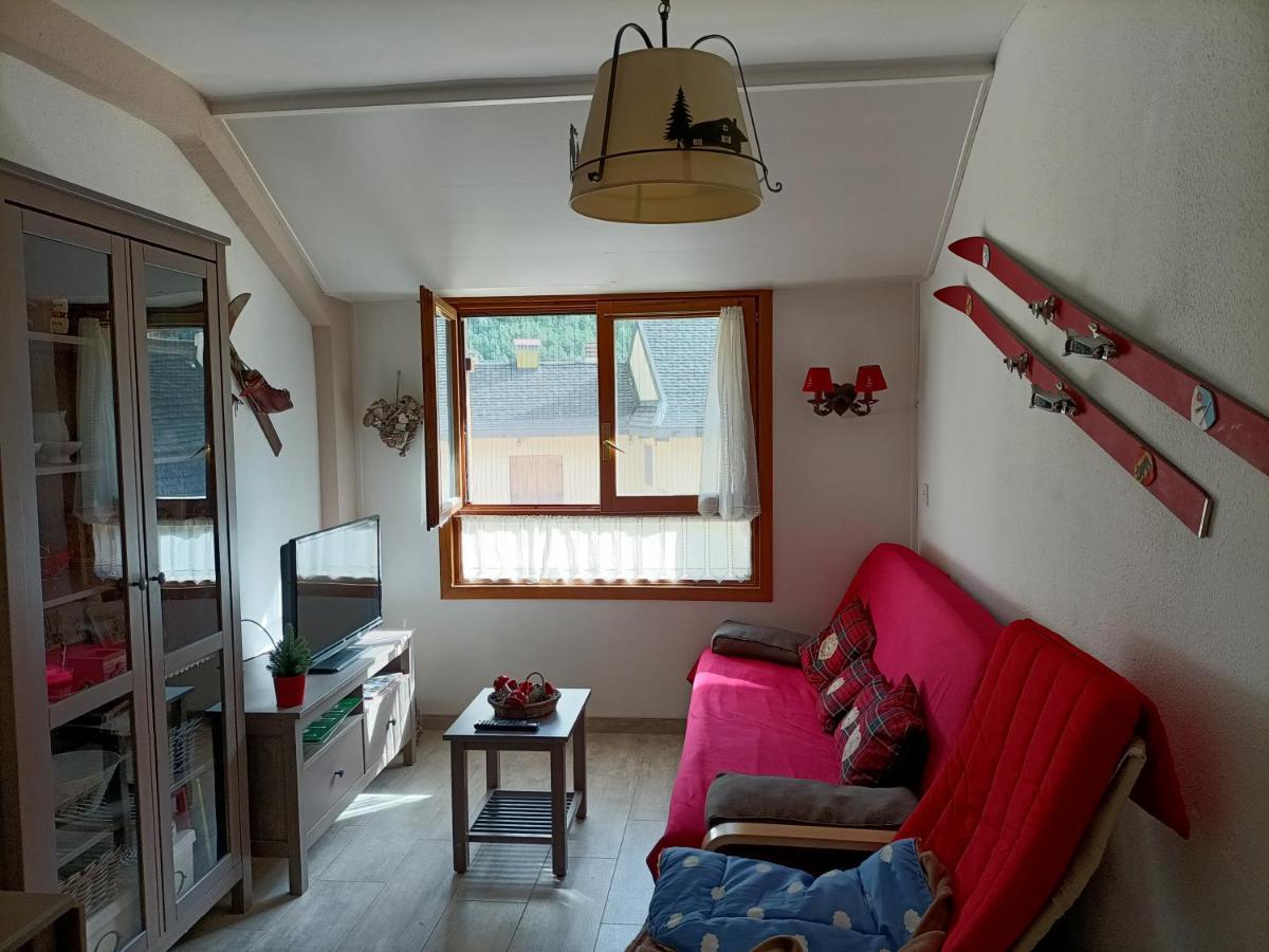 Apartamento Aranones Canfranc Exterior foto