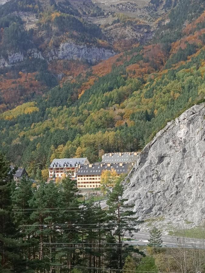 Apartamento Aranones Canfranc Exterior foto